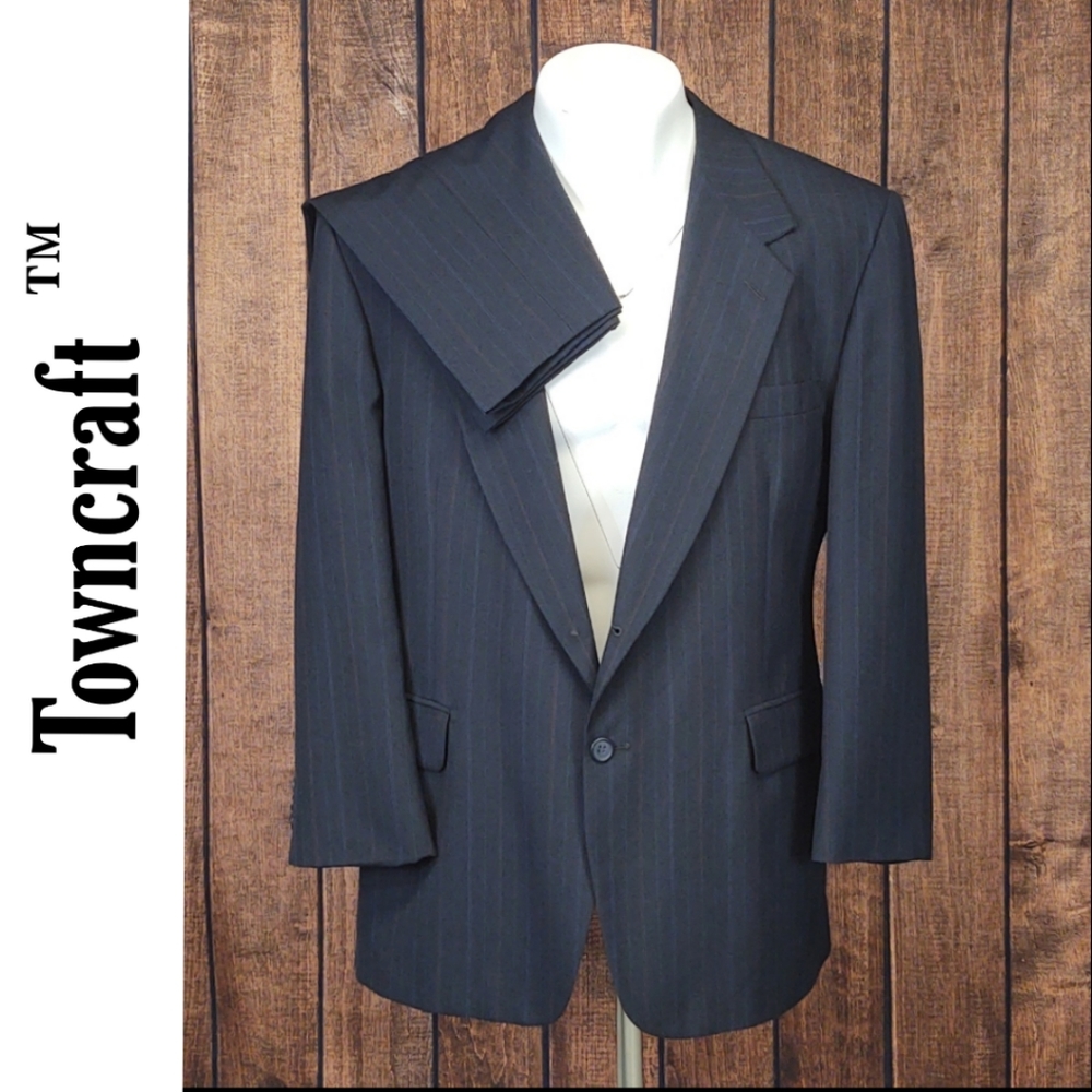 Vtg Wool Pinstripe 2 Button Single Vent Suit Excellent Condition 34 waist